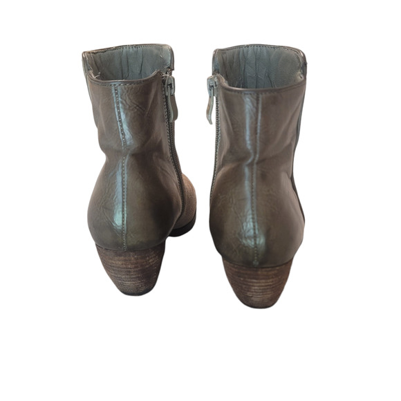 Very Volatile Los Angeles Whitby Suede/Leather Ankle Bootie Women's Size 8.5 - Picture 6 of 11